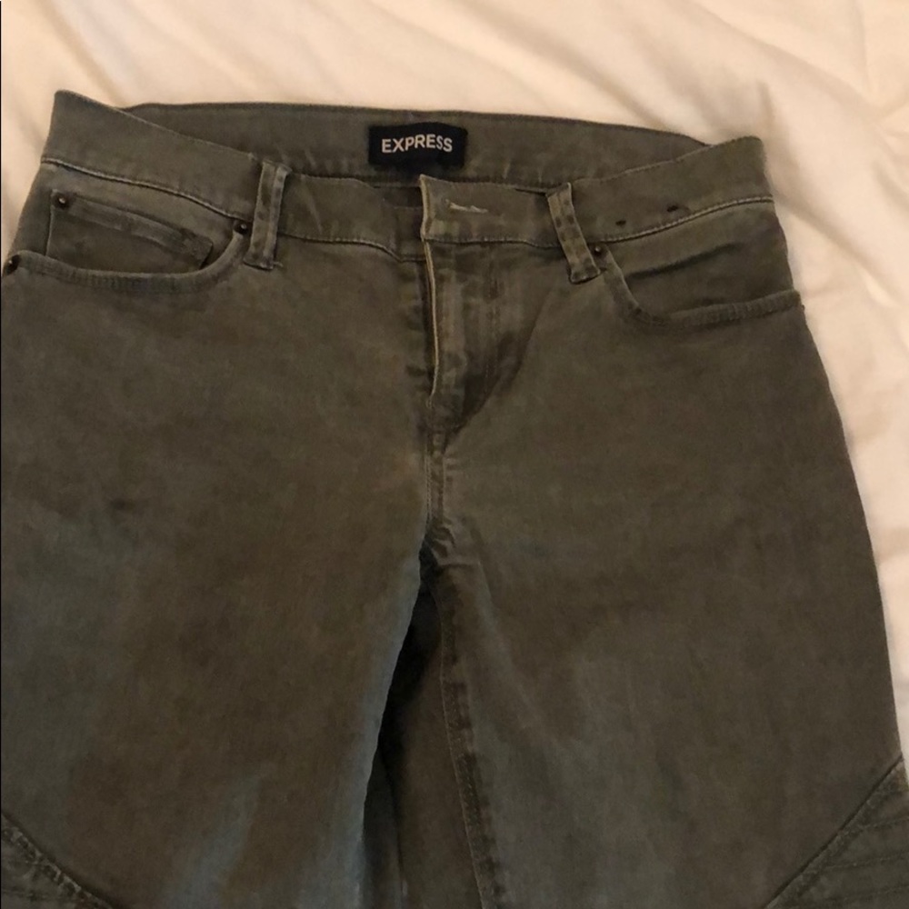 Express green ankle pants